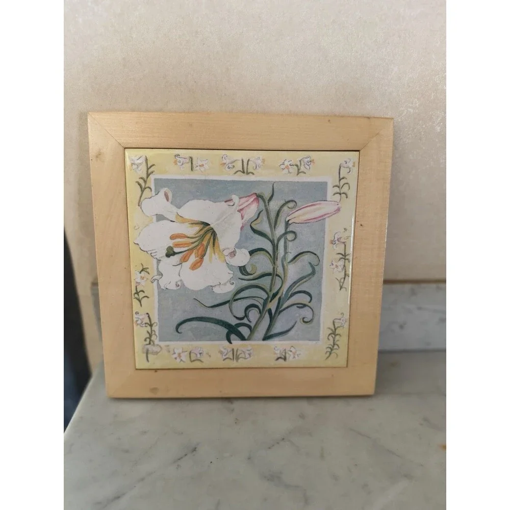 Square Wood Picture Frame 8in, 6x6 Photo, Floral Lily, Wall Mount Hanging